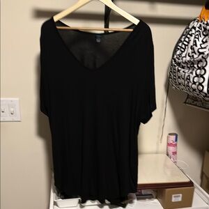 Rue + 3 XL Black V-Neck Women's Top